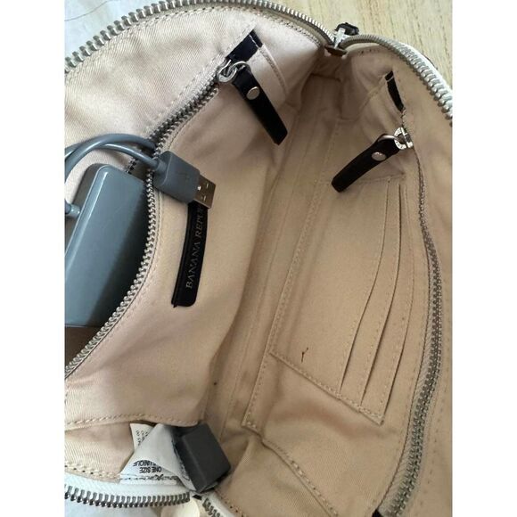 Banana Republic Animal Print Bag w/NWOT - Picture 3 of 4